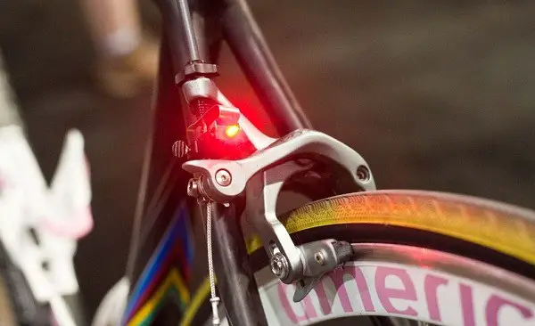 Kaj je zavorna luč na kolesu