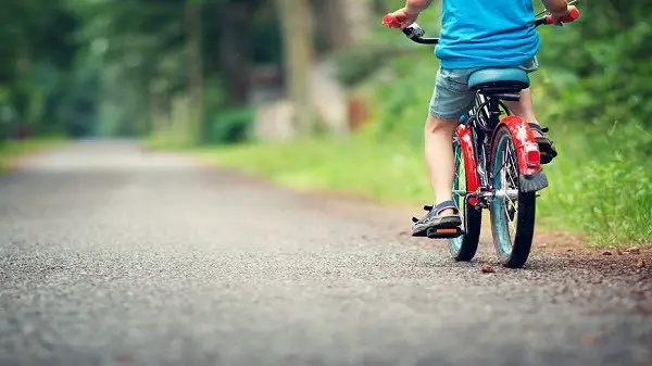 Pri kateri starosti lahko vozite kolo